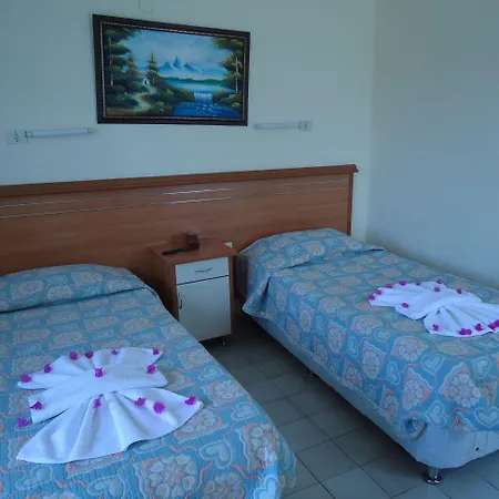 Hotel Ekin 2*