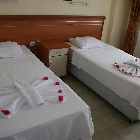 Hotel Ekin 2*