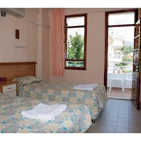 Otel Ekin 2*