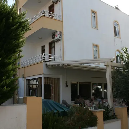 Otel Ekin 2*