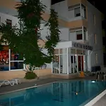 Hotel Ekin 2*