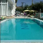 Hotel Ekin 2*