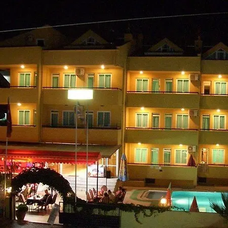Ekin Marmaris