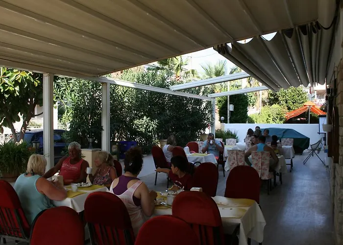 Ξενοδοχείο Ekin Μαρμαρίς