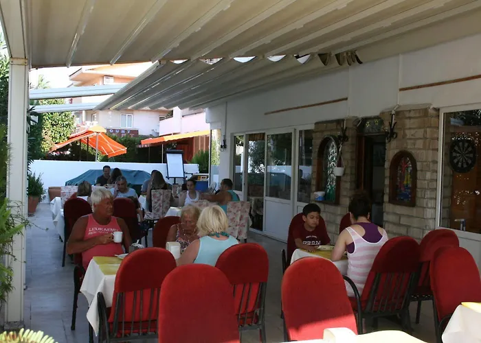 Ekin 2* Μαρμαρίς